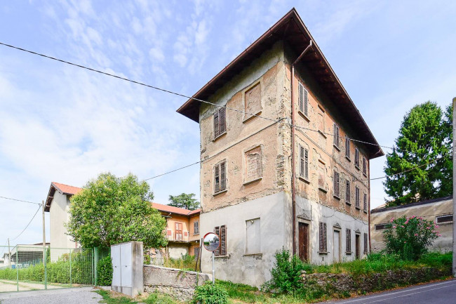 Casa singola in vendita a Besana in Brianza