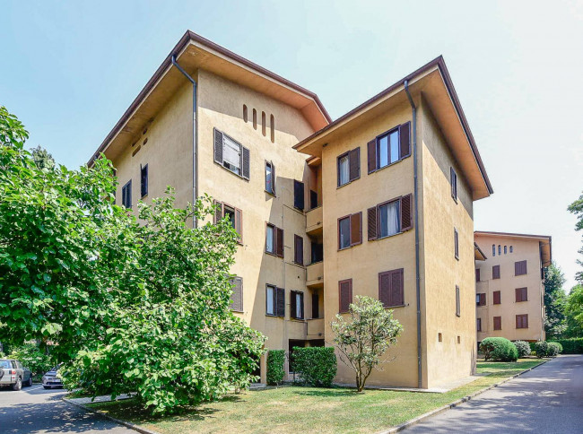 Appartamento in vendita a Carate Brianza