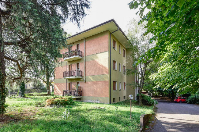 Appartamento in vendita a Carate Brianza