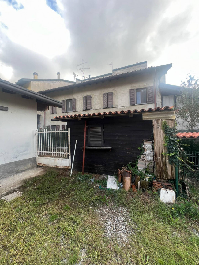 Casa singola in vendita a Verano Brianza