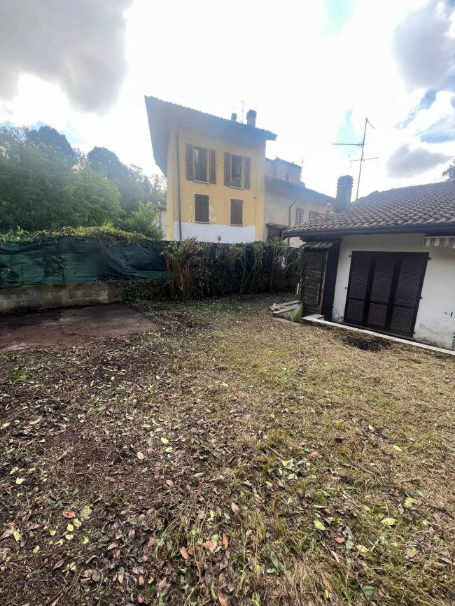 Casa singola in vendita a Verano Brianza