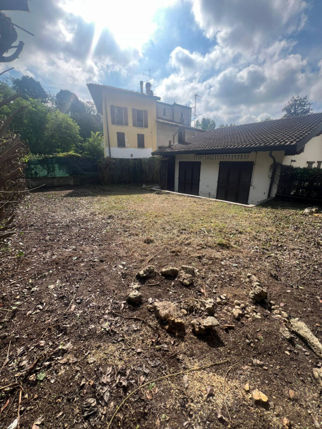 Casa singola in vendita a Verano Brianza