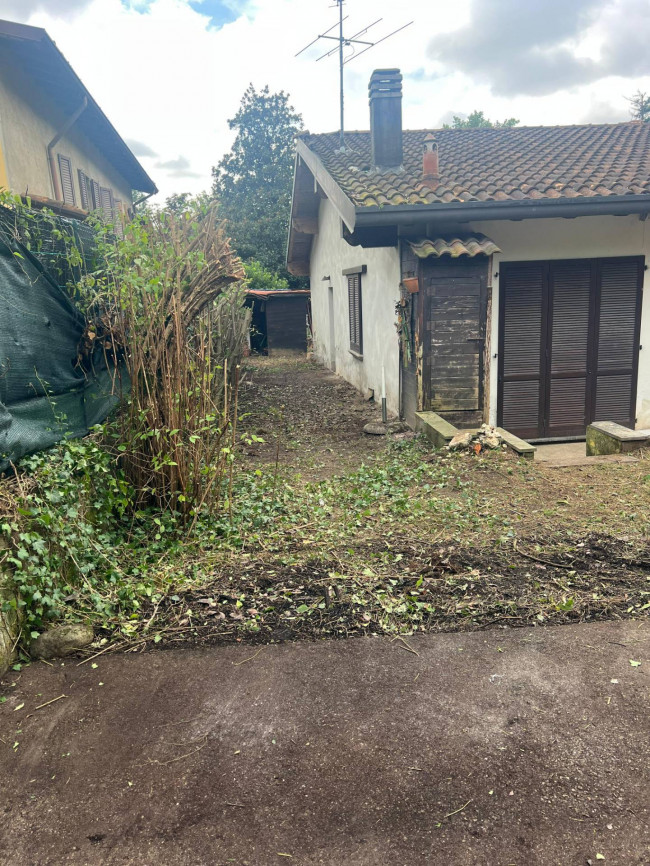 Casa singola in vendita a Verano Brianza