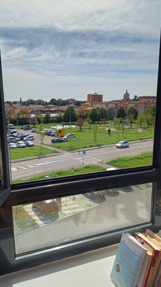 Appartamento in affitto a Desio