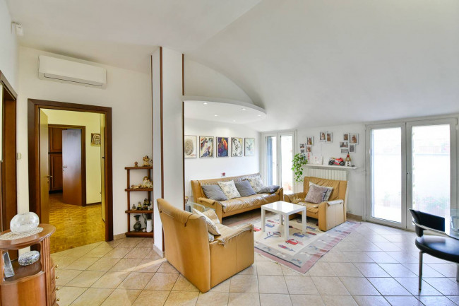 Appartamento in vendita a Giussano