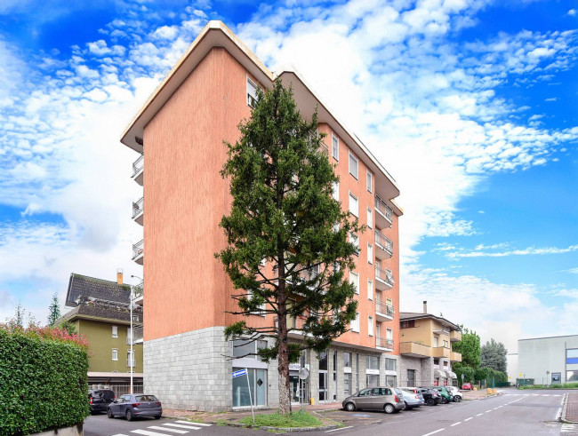 Appartamento in vendita a Seregno