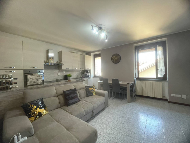 Appartamento in vendita a Sovico