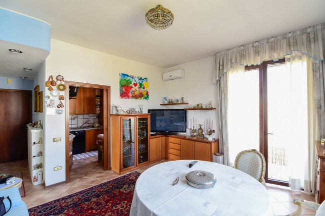 Appartamento in vendita a Varedo