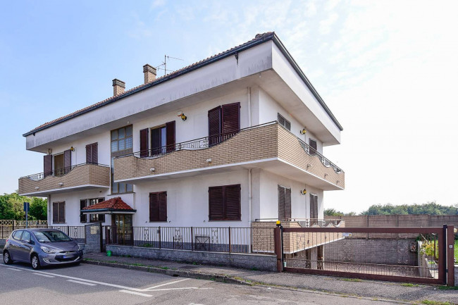 Appartamento in vendita a Varedo