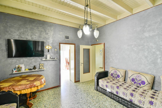Villa in vendita a Olgiate Molgora