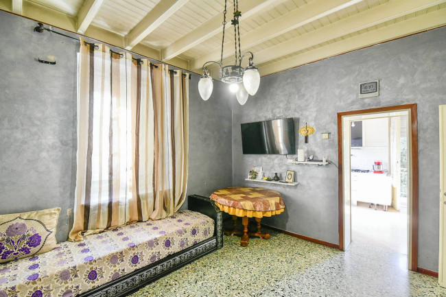 Villa in vendita a Olgiate Molgora