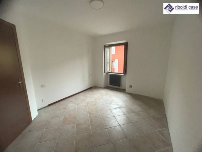 Appartamento in vendita a Barzanò