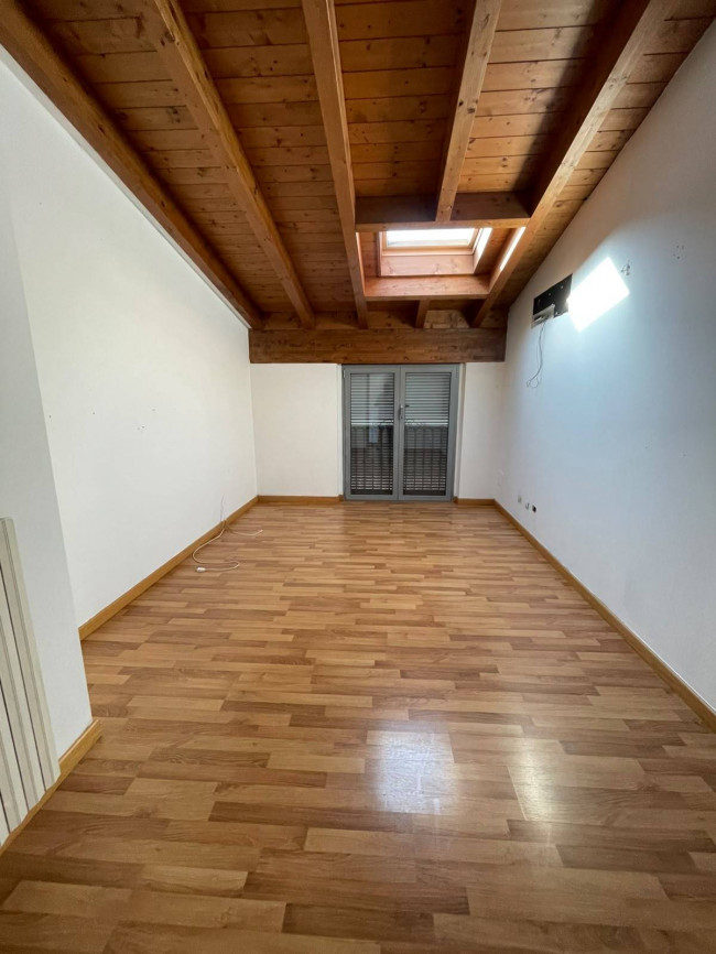 Appartamento in affitto a Seregno
