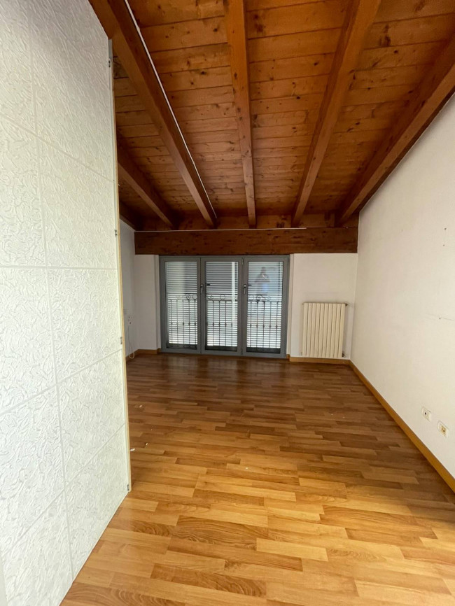 Appartamento in affitto a Seregno