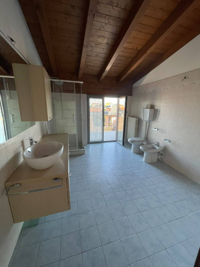Appartamento in affitto a Seregno
