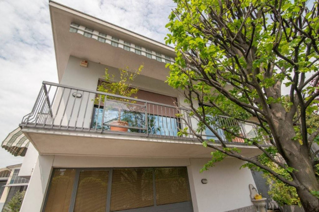 Villa in vendita a Giussano