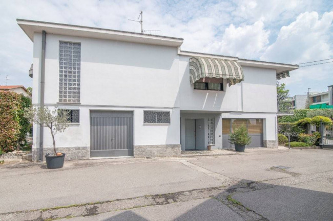 Villa in vendita a Giussano