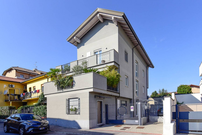 Appartamento in vendita a Seregno