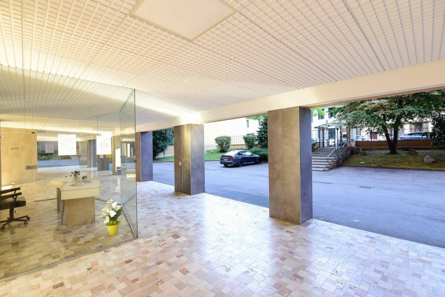 Appartamento in vendita a Desio