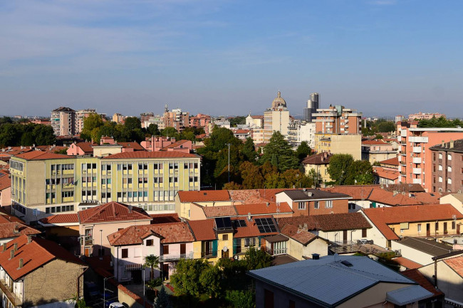 Appartamento in vendita a Desio
