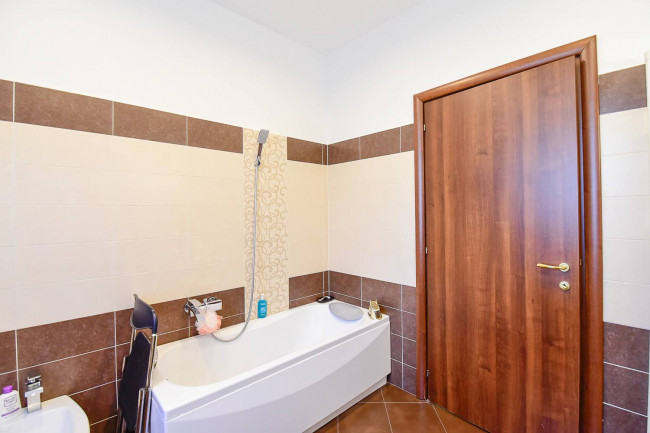 Appartamento in vendita a Bovisio-Masciago