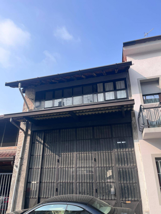 Capannone in vendita a Giussano