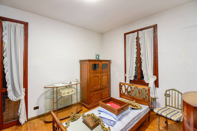 Villa in vendita a Mariano Comense