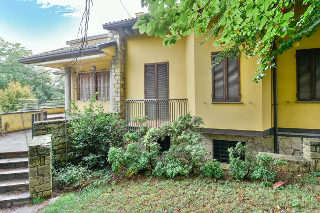 Villa in vendita a Mariano Comense
