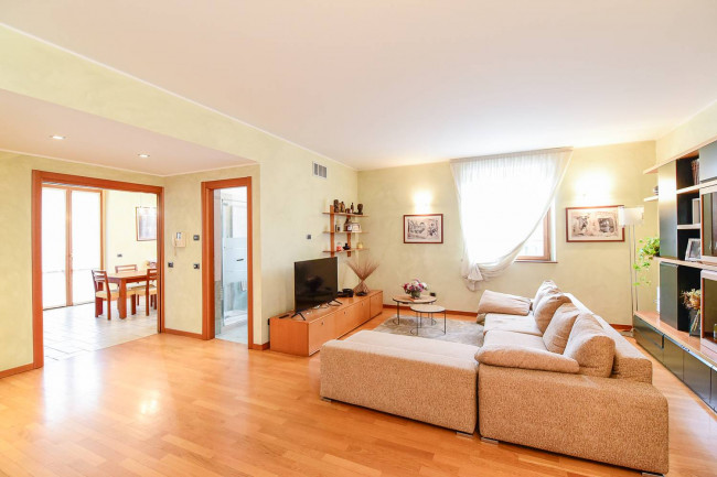 Appartamento in vendita a Giussano