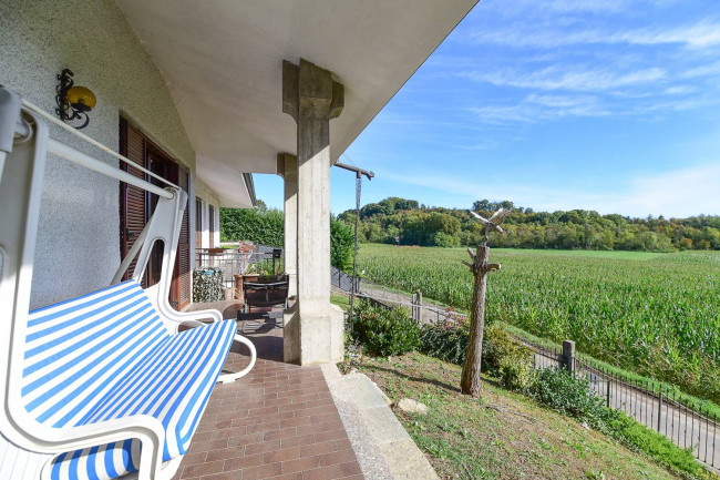 Villetta bifamiliare in vendita a Triuggio