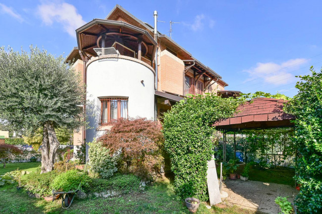 Villetta bifamiliare in vendita a Seveso