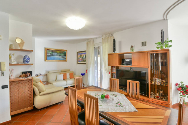 Villetta bifamiliare in vendita a Seveso
