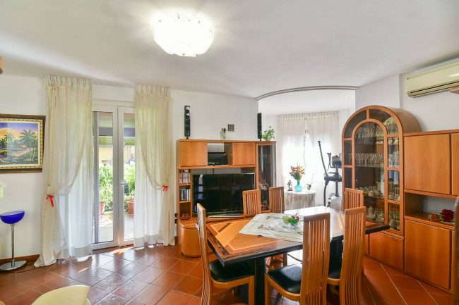 Villetta bifamiliare in vendita a Seveso