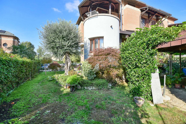 Villetta bifamiliare in vendita a Seveso