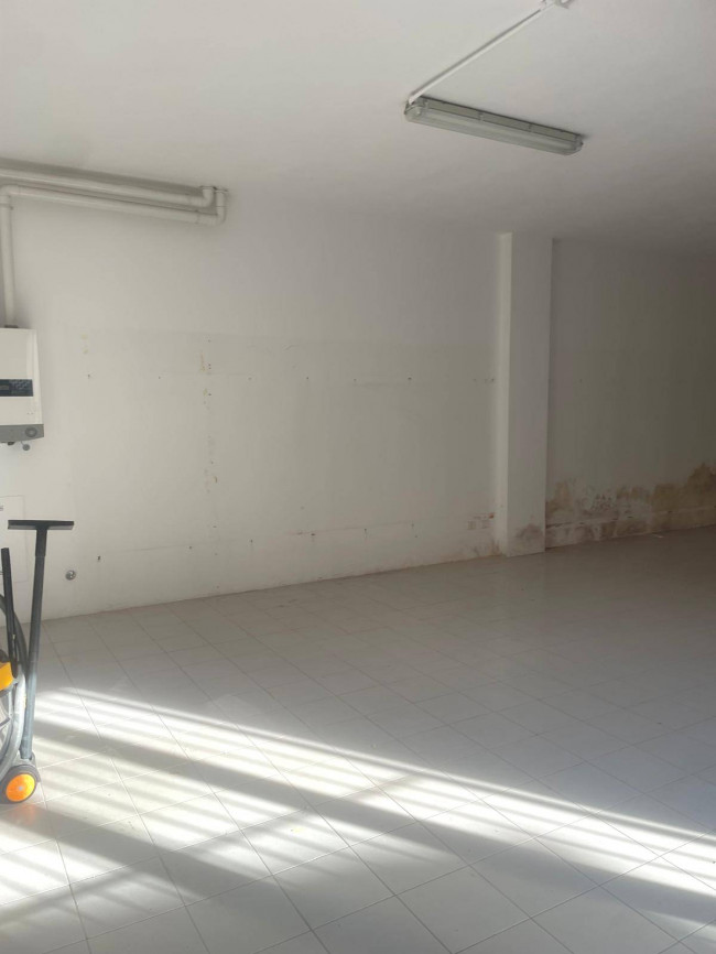 Magazzino in affitto a Seregno