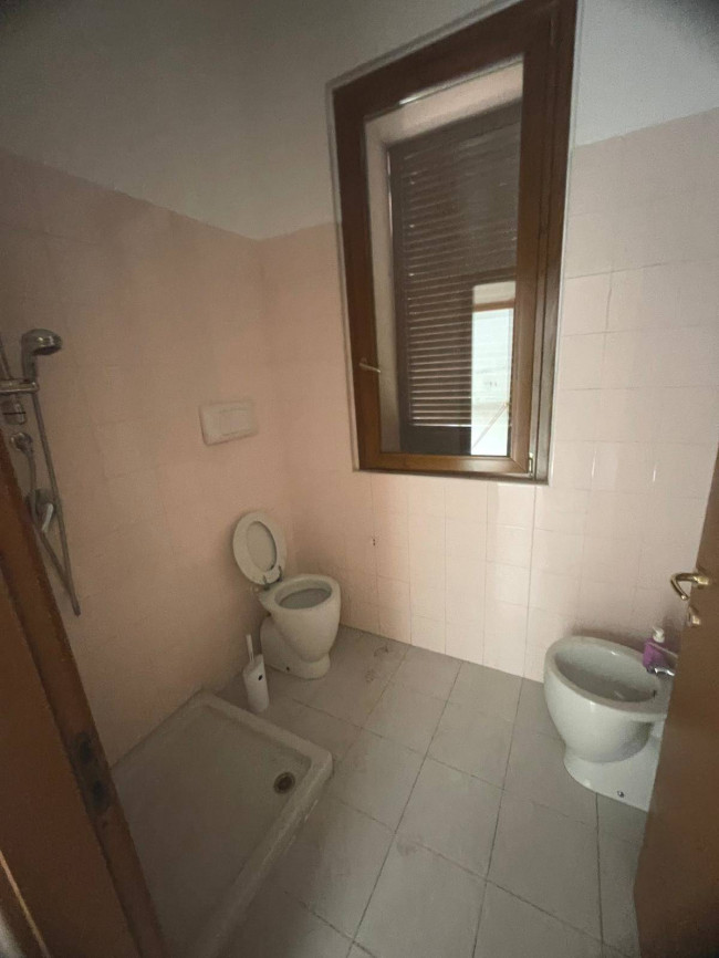 Magazzino in affitto a Seregno