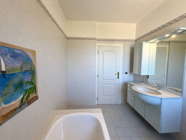 Villa in vendita a Albenga