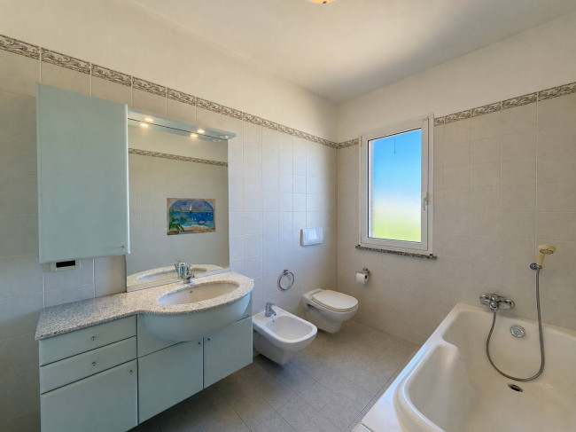 Villa in vendita a Albenga