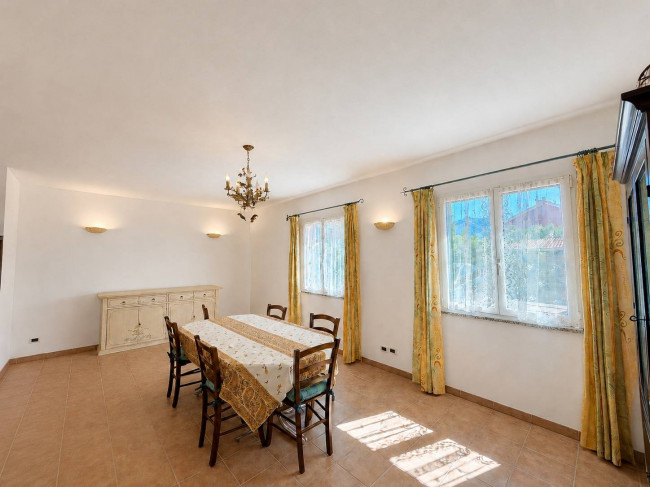 Villa in vendita a Albenga