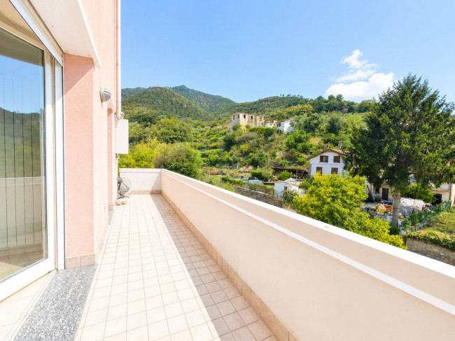 Appartamento in vendita a Albenga