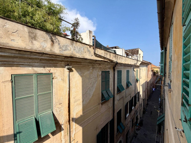 Appartamento in vendita a Albenga