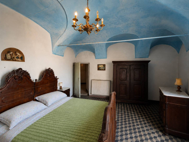 Semindipendente in vendita a Castelvecchio di Rocca Barbena