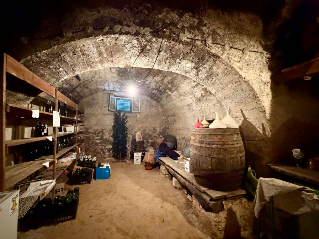 Semindipendente in vendita a Castelvecchio di Rocca Barbena