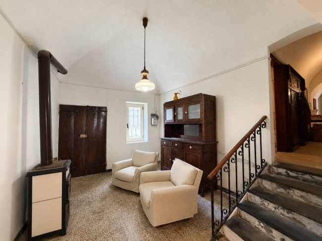 Semindipendente in vendita a Castelvecchio di Rocca Barbena