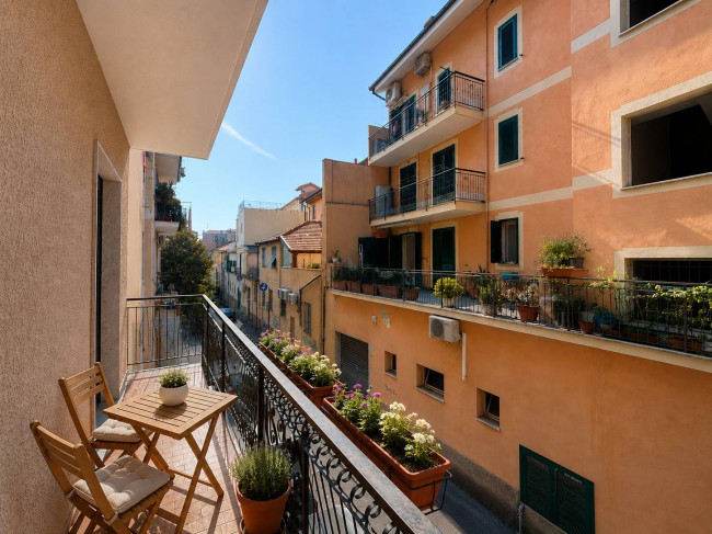 Appartamento in vendita a Albenga