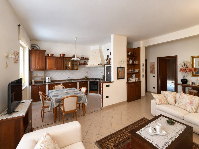 Appartamento in vendita a Albenga