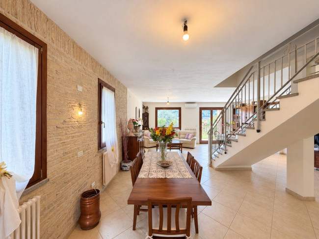 Villa in vendita a Villanova d'Albenga