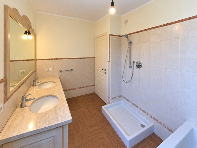 Villa in vendita a Villanova d'Albenga