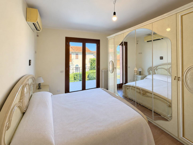 Villa in vendita a Villanova d'Albenga