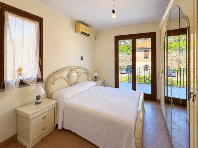 Villa in vendita a Villanova d'Albenga